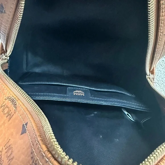 Authentic MCM Medium size backpack - Picture 11 of 12